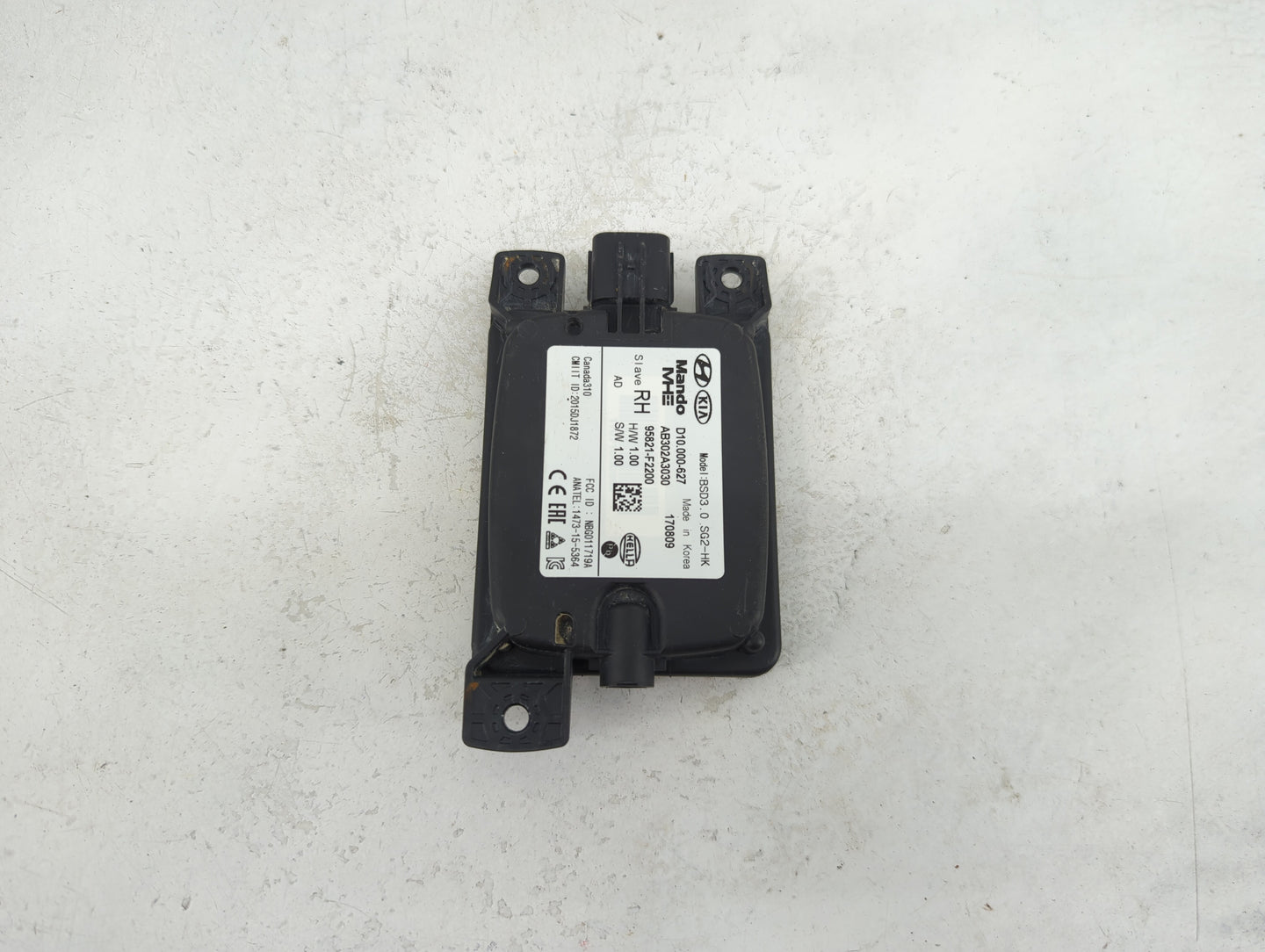 2017-2018 Hyundai Elantra Back Up Sensor Backup Camera - Oemusedautoparts1.com