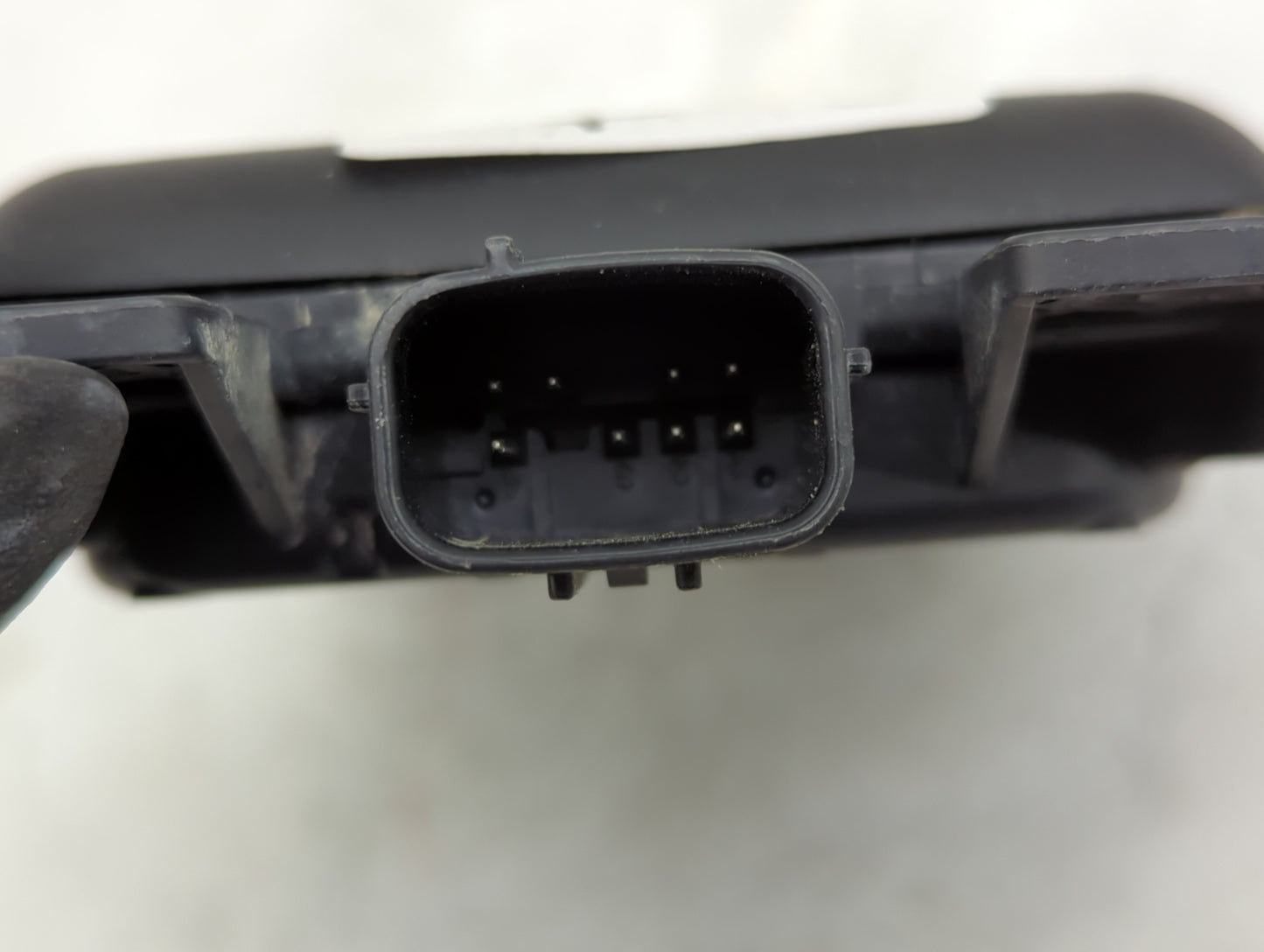 2017-2018 Hyundai Elantra Back Up Sensor Backup Camera - Oemusedautoparts1.com