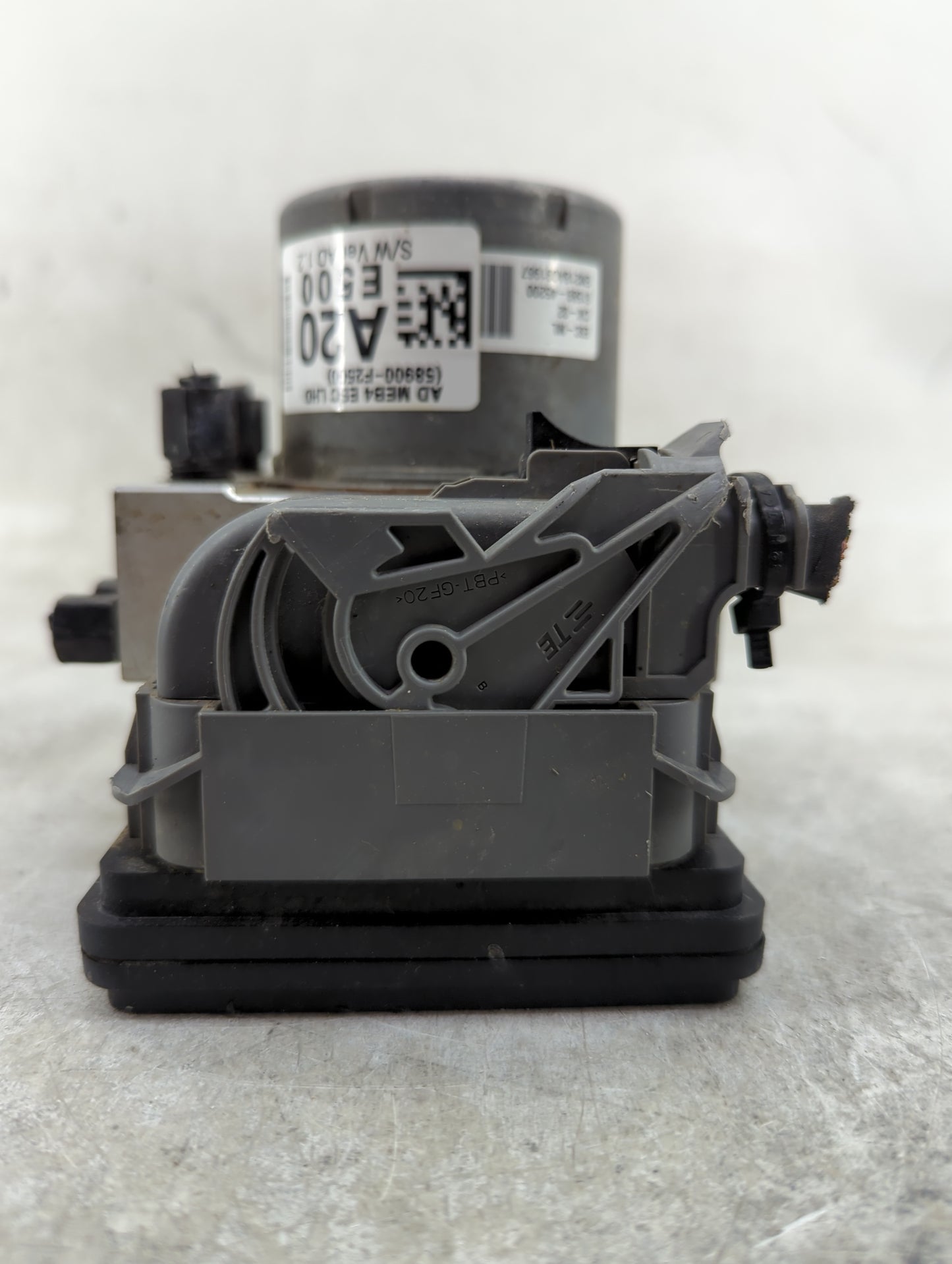 2017-2019 Hyundai Elantra ABS Pump Control Module Replacement P/N:F2589-30500 Fits Fits 2017 2018 2019 OEM Used Auto Parts -