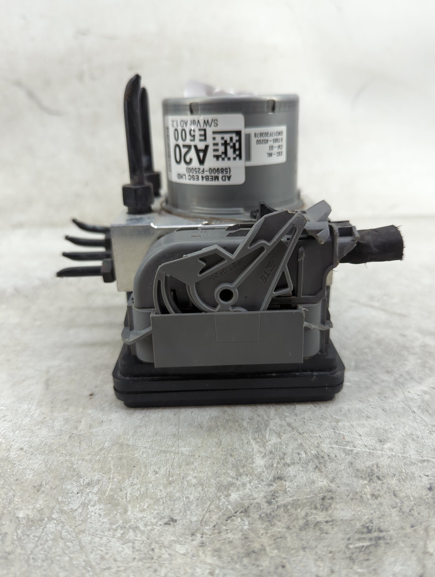 2017-2019 Hyundai Elantra ABS Pump Control Module Replacement P/N:58920-F2500 58920-F2500, 58900-F2500 Fits Fits 2017 2018 2