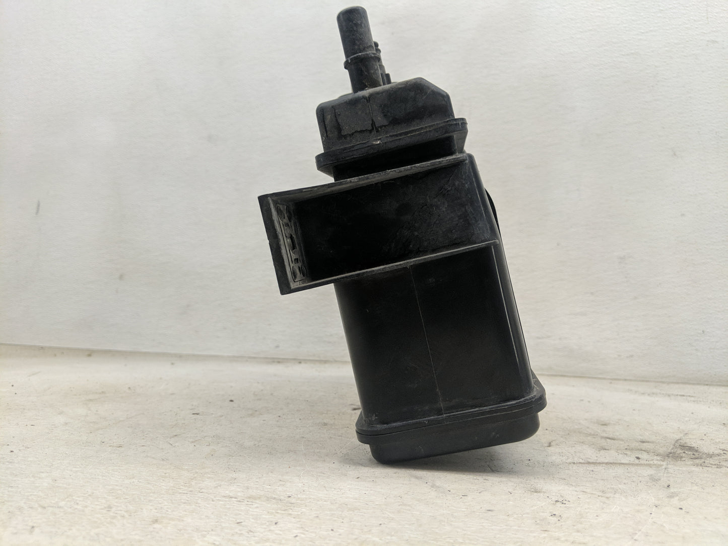 2018 Hyundai Elantra Fuel Vapor Charcoal Canister 1461934 - Oemusedautoparts1.com