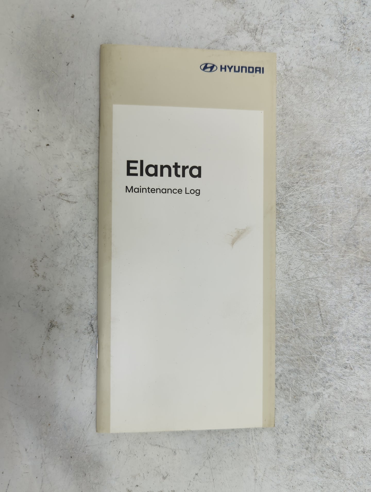 2018 Hyundai Elantra Owners Manual Book Guide P/N:JF30-EU77D OEM Used Auto Parts - Oemusedautoparts1.com