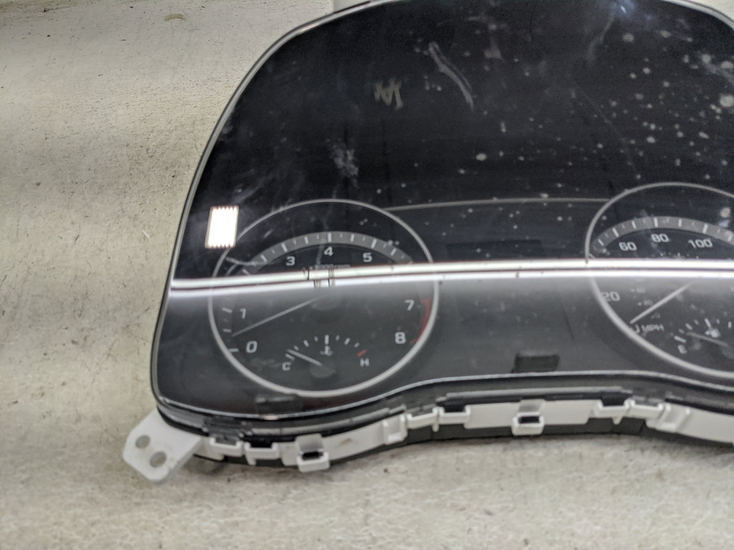 2017-2018 Hyundai Elantra Instrument Cluster Speedometer Gauges P/N:94011-F3012 TN157590-15201H Miles: Fits Fits 2017 2018 O