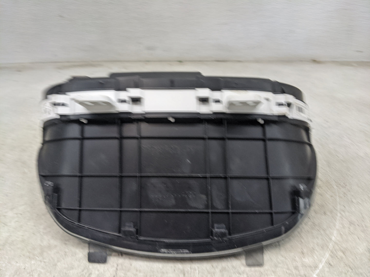 2017-2018 Hyundai Elantra Instrument Cluster Speedometer Gauges P/N:94011-F3012 TN157590-15201H Miles: Fits Fits 2017 2018 O