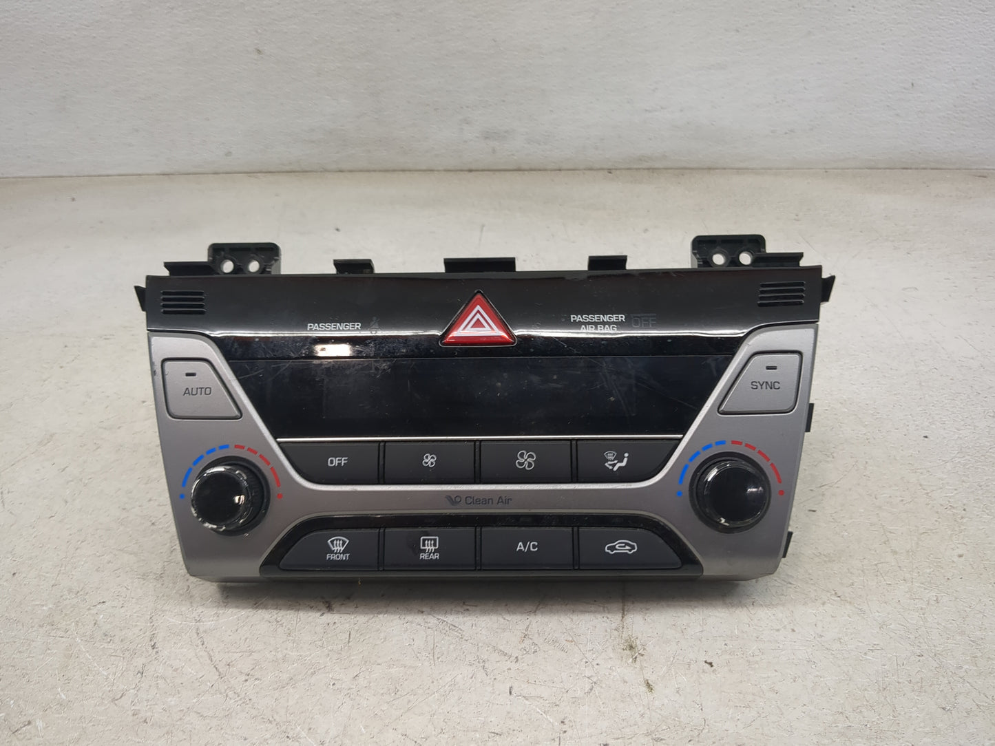 2017-2018 Hyundai Elantra Climate Control Module Temperature AC/Heater Replacement P/N:97250-F2231RET Fits Fits 2017 2018 OE