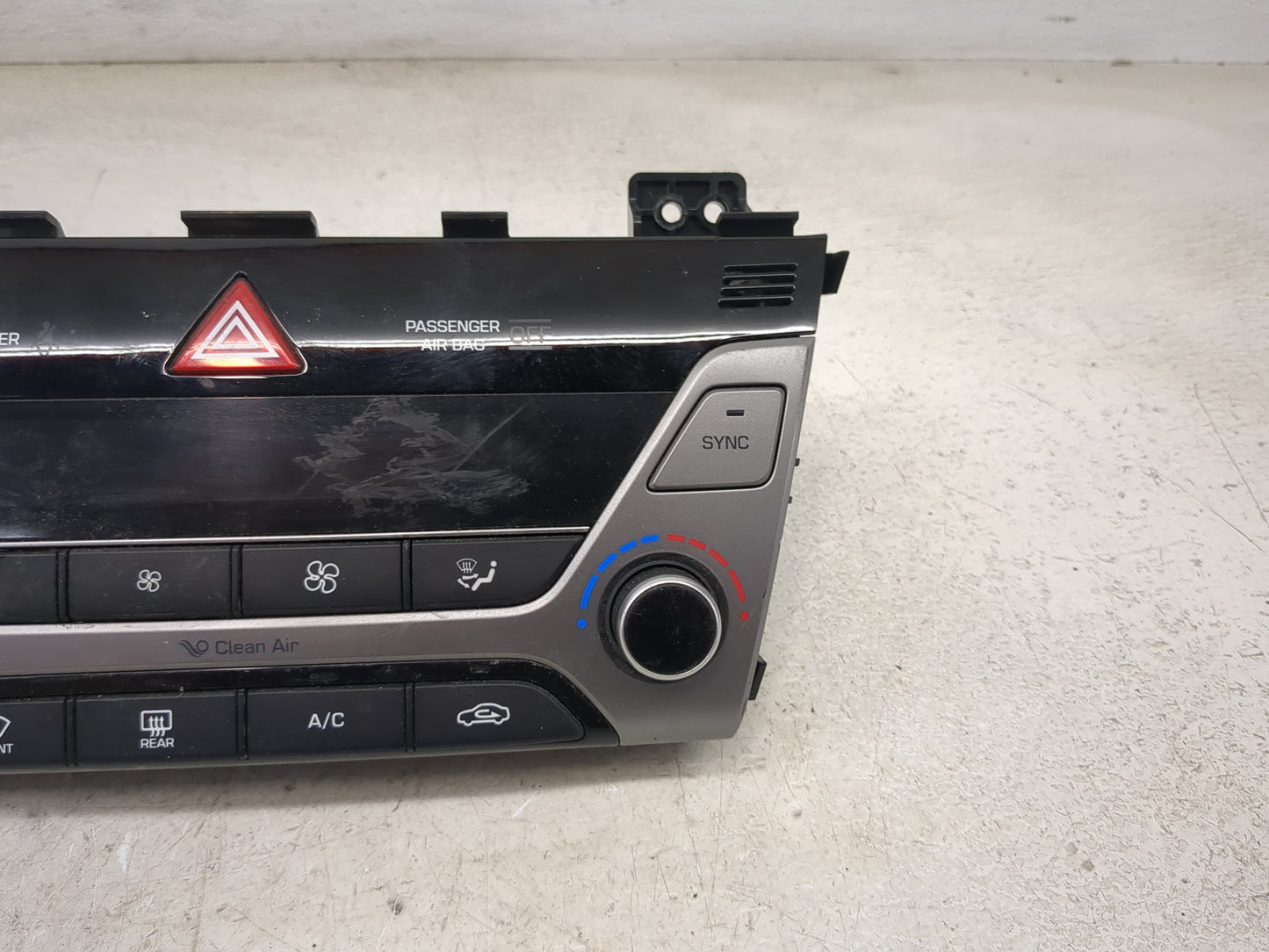 2017-2018 Hyundai Elantra Climate Control Module Temperature AC/Heater Replacement P/N:97250-F2231RET Fits Fits 2017 2018 OE