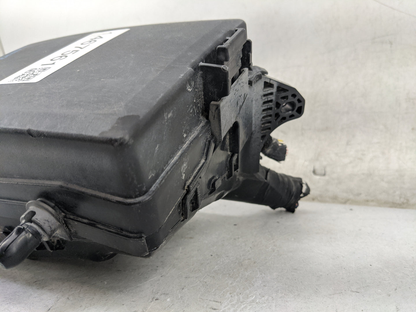 2018 Hyundai Elantra Fusebox Fuse Box Panel Relay Module P/N:18980-09625 18980-09630 Fits OEM Used Auto Parts - Oemusedautop