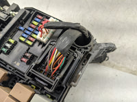2018 Hyundai Elantra Fusebox Fuse Box Panel Relay Module P/N:18980-09625 18980-09630 Fits OEM Used Auto Parts - Oemusedautop