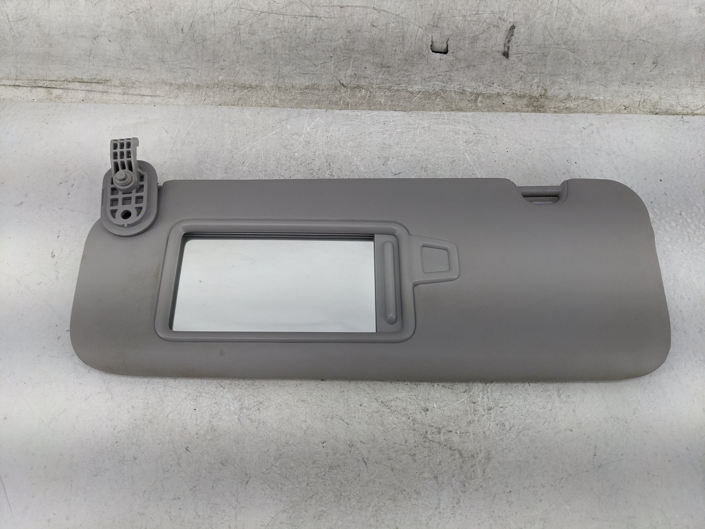 2017-2020 Hyundai Elantra Sun Visor Shade Replacement Driver Left Mirror Fits Fits 2017 2018 2019 2020 OEM Used Auto Parts -