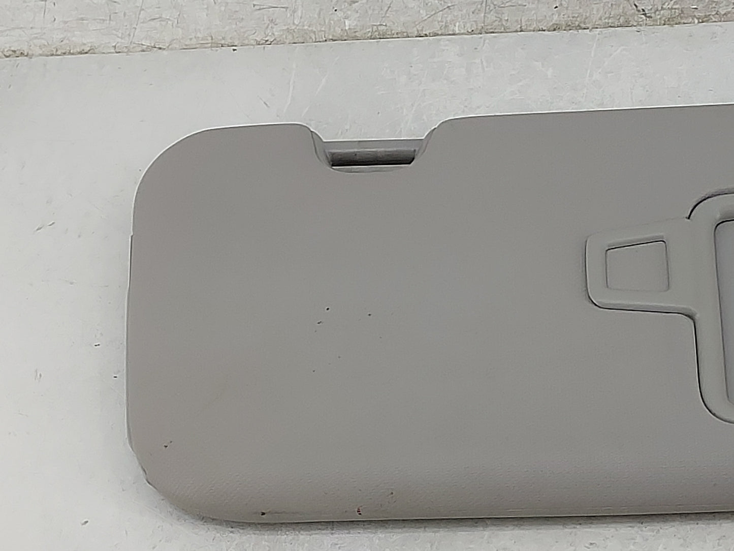 2017-2020 Hyundai Elantra Sun Visor Shade Replacement Passenger Right Mirror Fits Fits 2017 2018 2019 2020 OEM Used Auto Par