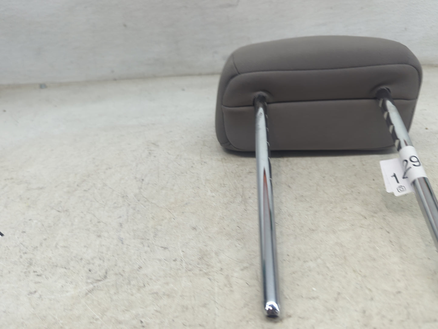 2018 Hyundai Elantra Headrest Head Rest Front Driver Passenger Seat Fits OEM Used Auto Parts - Oemusedautoparts1.com