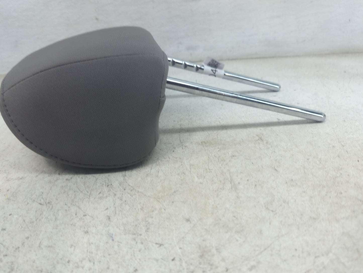 2018 Hyundai Elantra Headrest Head Rest Front Driver Seat Gray 1473048 - Oemusedautoparts1.com