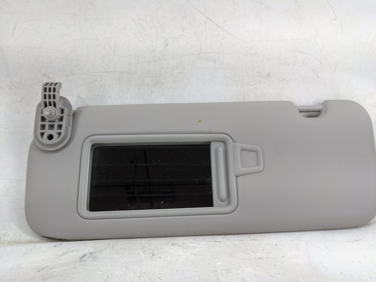 2017-2020 Hyundai Elantra Sun Visor Shade Replacement Driver Left Mirror Fits Fits 2017 2018 2019 2020 OEM Used Auto Parts -