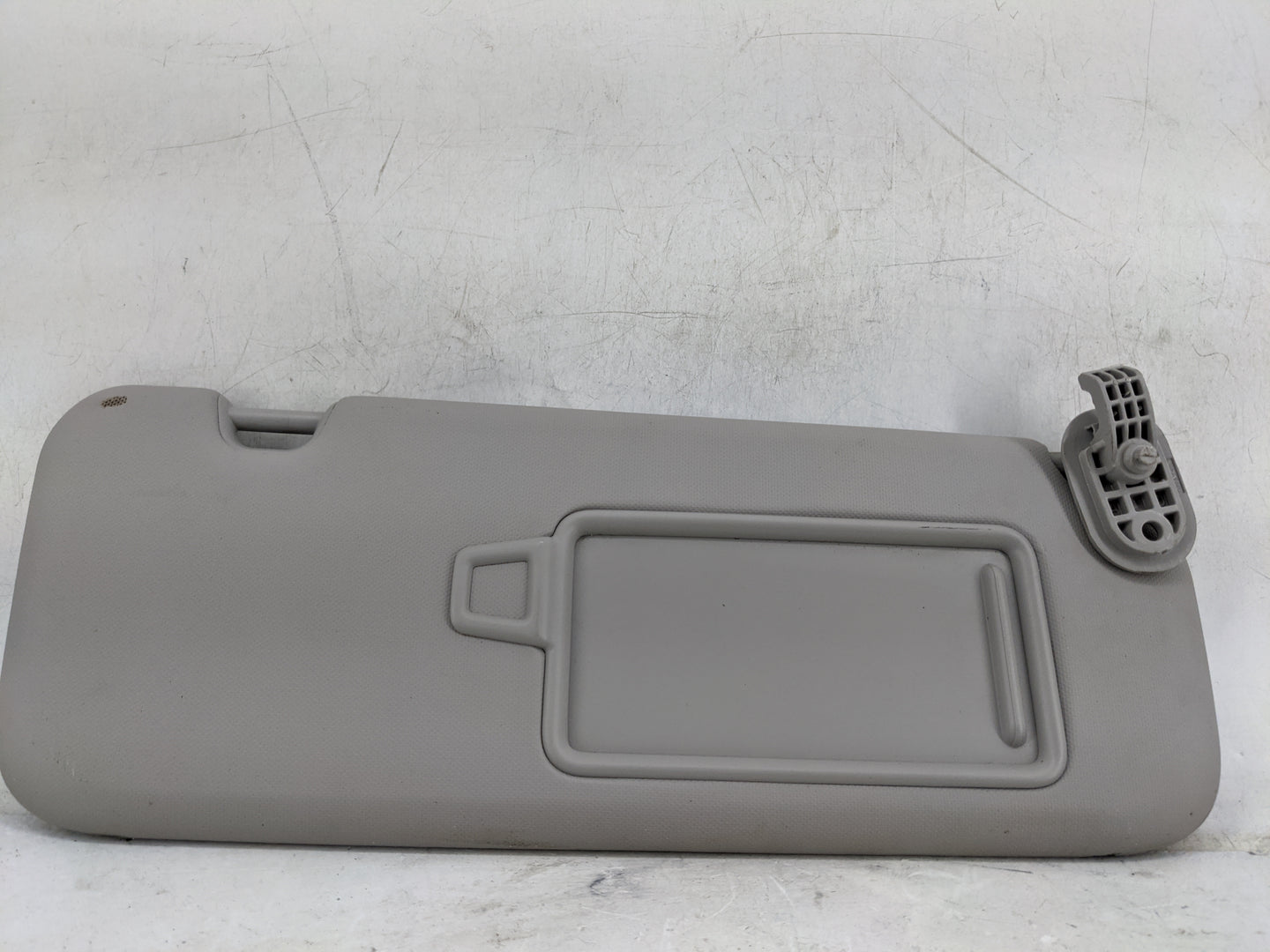 2017-2020 Hyundai Elantra Sun Visor Shade Replacement Passenger Right Mirror Fits Fits 2017 2018 2019 2020 OEM Used Auto Par