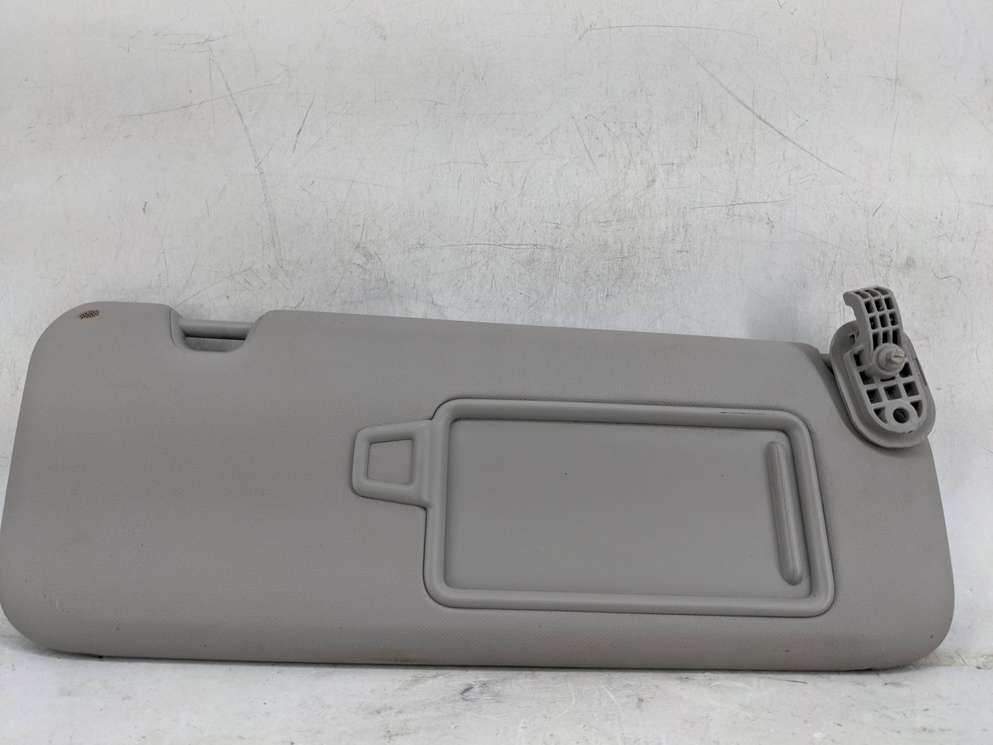 2017-2020 Hyundai Elantra Sun Visor Shade Replacement Passenger Right Mirror Fits Fits 2017 2018 2019 2020 OEM Used Auto Par