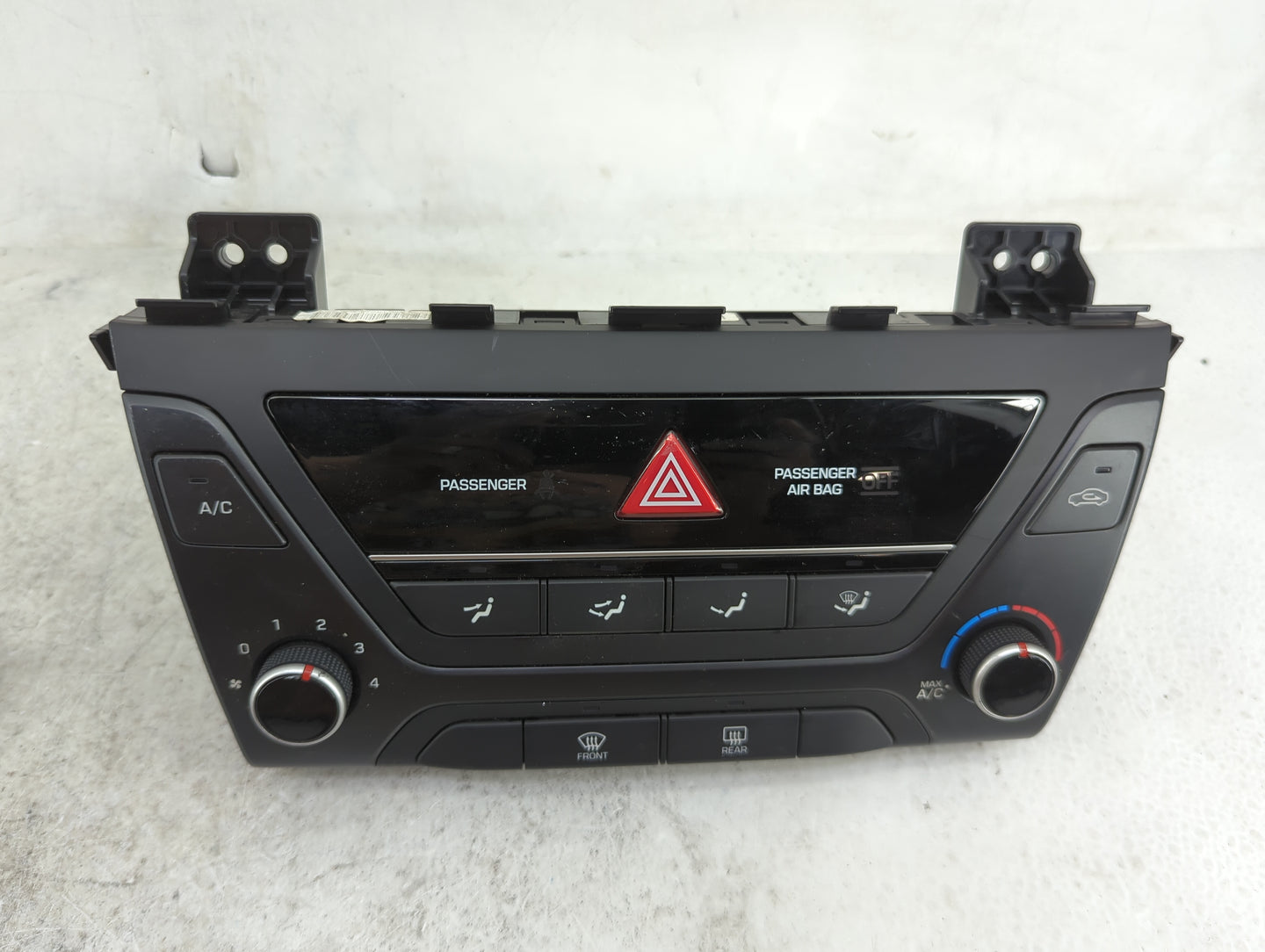 2017-2018 Hyundai Elantra Climate Control Module Temperature AC/Heater Replacement P/N:97250-F2062KEX Fits Fits 2017 2018 OE