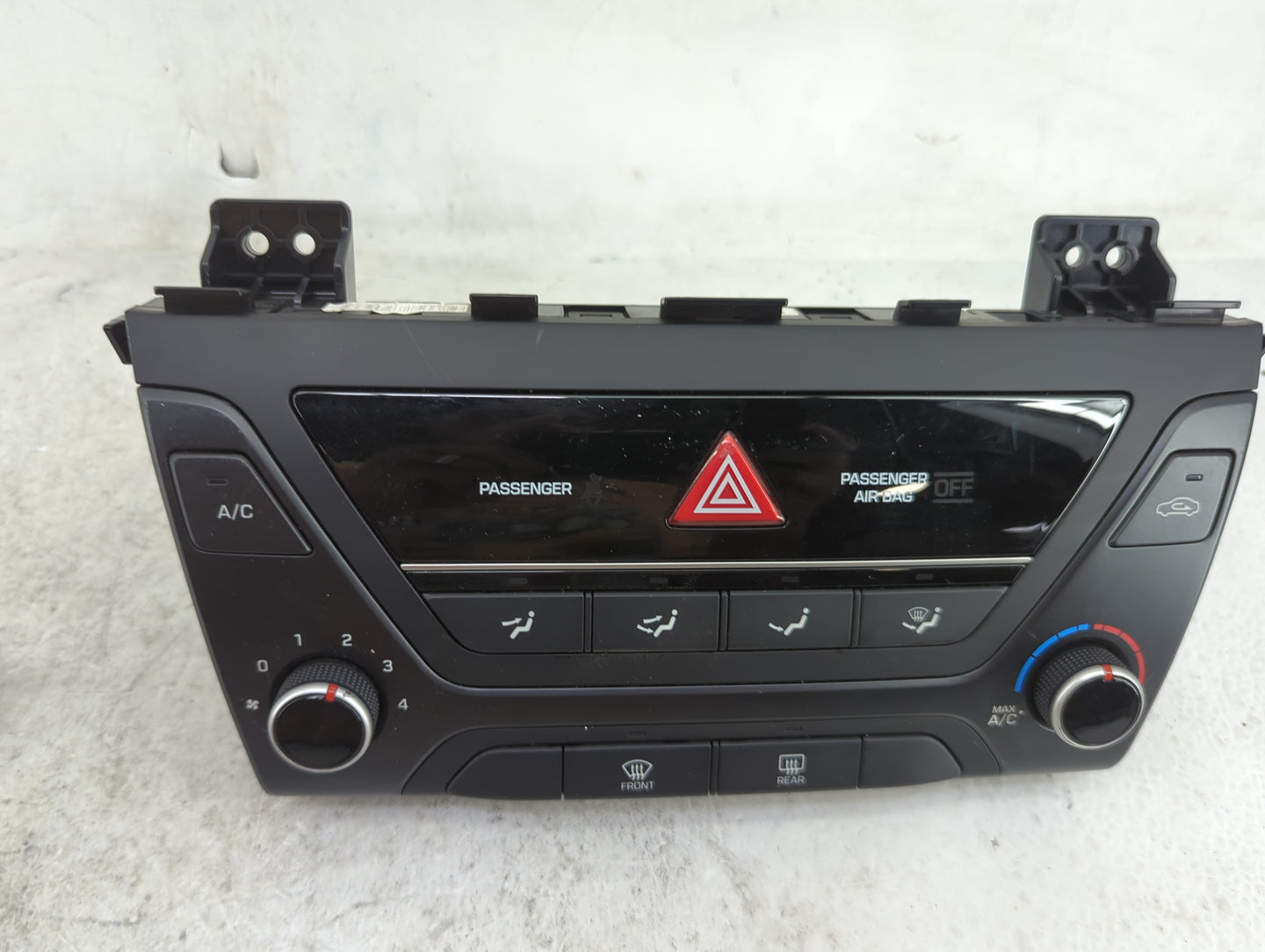 2017-2018 Hyundai Elantra Climate Control Module Temperature AC/Heater Replacement P/N:97250-F2062KEX Fits Fits 2017 2018 OE