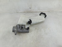 2017-2019 Hyundai Elantra Brake Master Cylinder 1489166 - Oemusedautoparts1.com