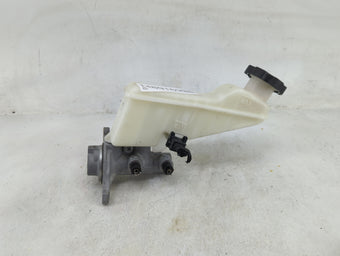 compare product 2017-2019 Hyundai Elantra Brake Master Cylinder 1489169