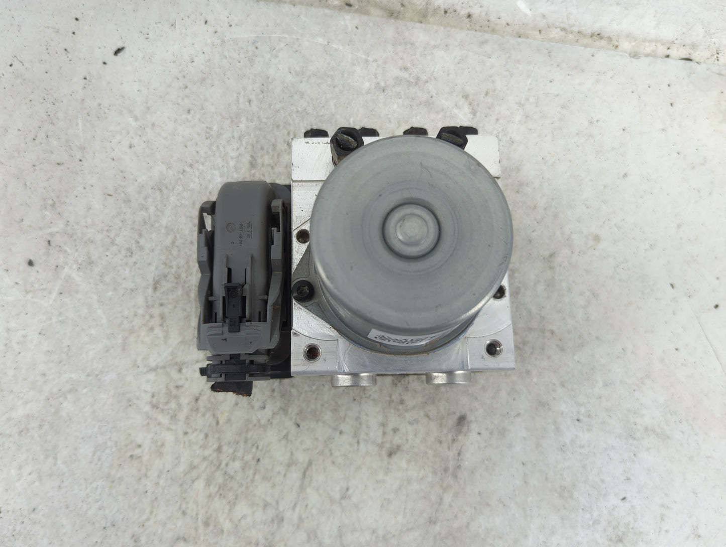2017-2018 Hyundai Elantra ABS Pump Control Module Replacement P/N:58920-F2570 F2589-20740, 17112B/1/1326 Fits Fits 2017 2018