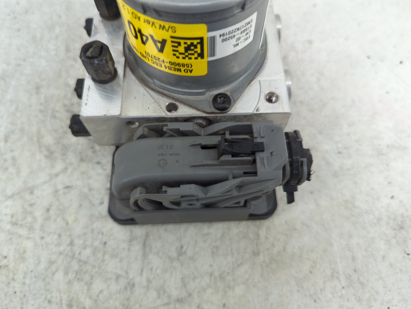 2017-2018 Hyundai Elantra ABS Pump Control Module Replacement P/N:58920-F2570 F2589-20740, 17112B/1/1326 Fits Fits 2017 2018