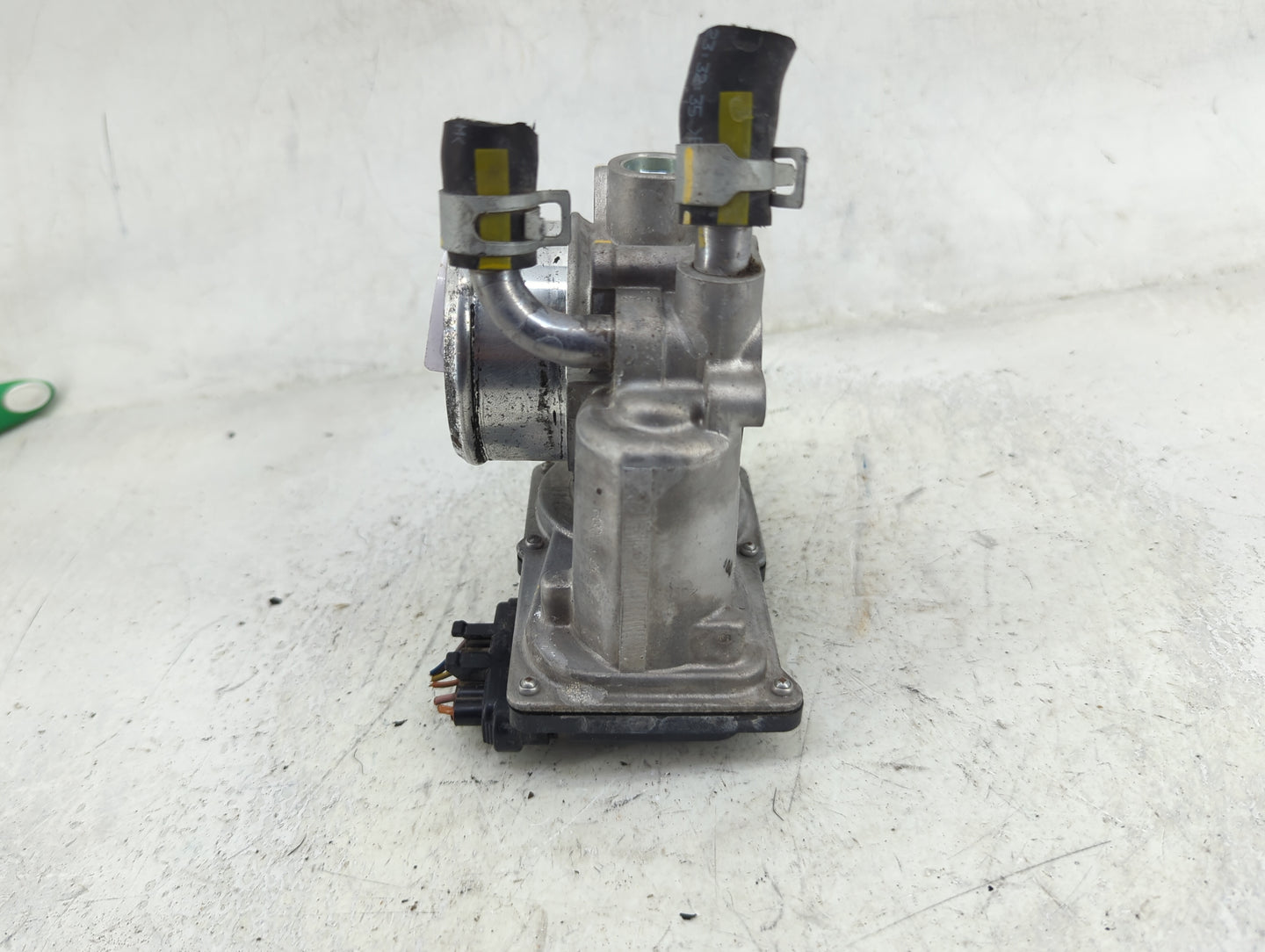 2017-2020 Hyundai Elantra Throttle Body P/N:35100-2B340 5830 12U10 Fits Fits 2015 2016 2017 2018 2019 2020 2021 2022 OEM Use