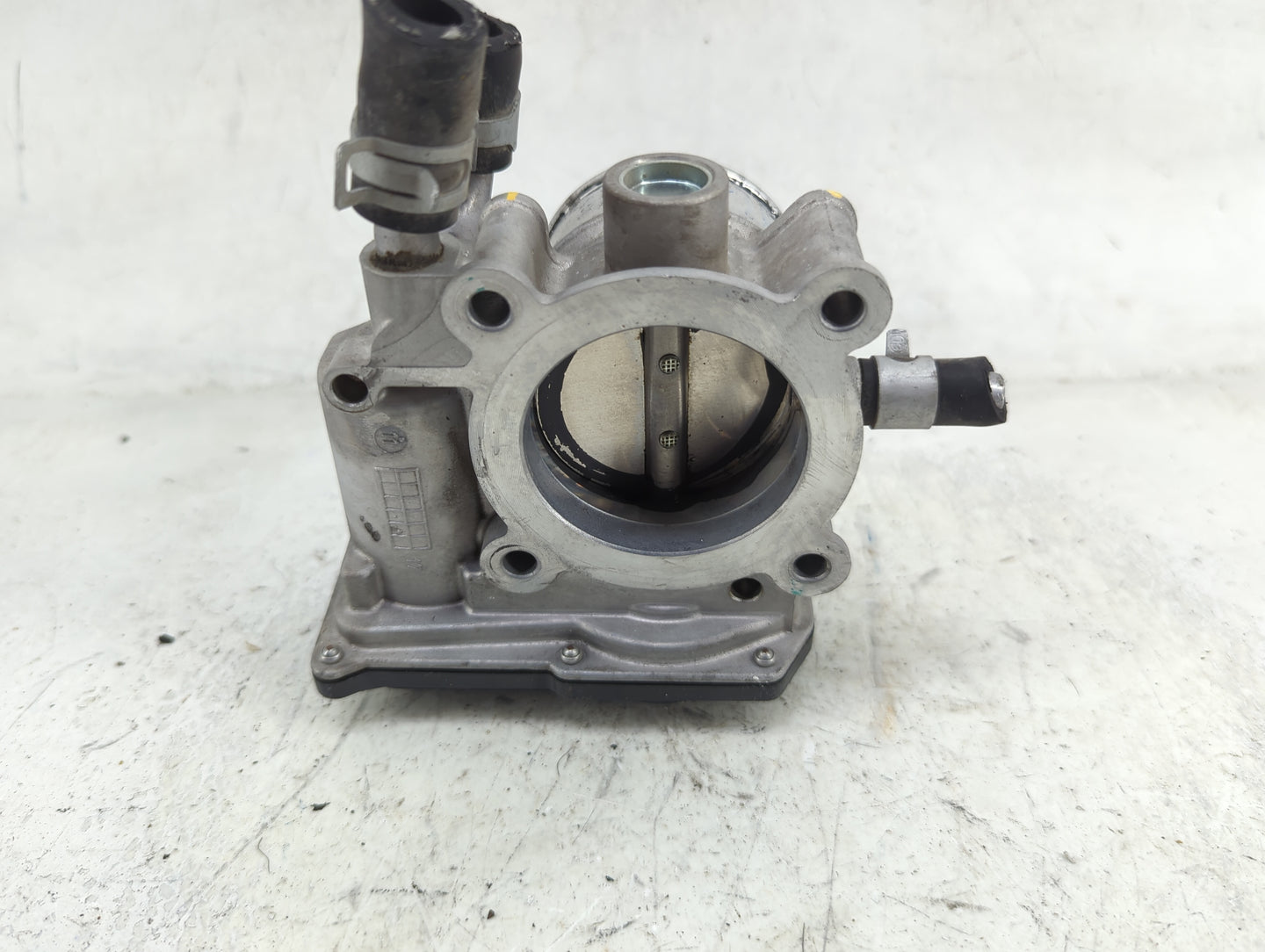 2017-2020 Hyundai Elantra Throttle Body P/N:35100-2B340 5830 12U10 Fits Fits 2015 2016 2017 2018 2019 2020 2021 2022 OEM Use