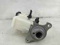 2017-2019 Hyundai Elantra Brake Master Cylinder 1492346 - Oemusedautoparts1.com