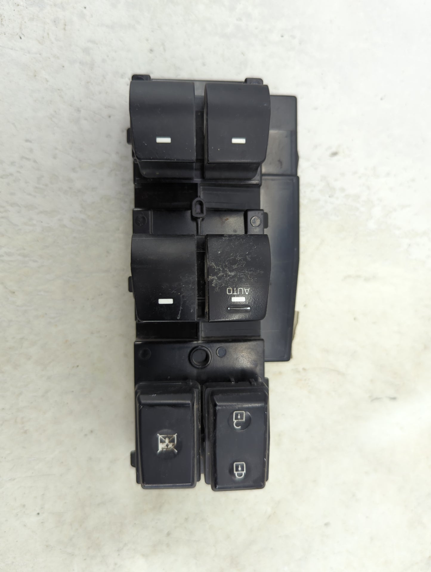 2018 Hyundai Elantra Master Power Window Switch Replacement Driver Side Left P/N:935704M Fits OEM Used Auto Parts - Oemuseda