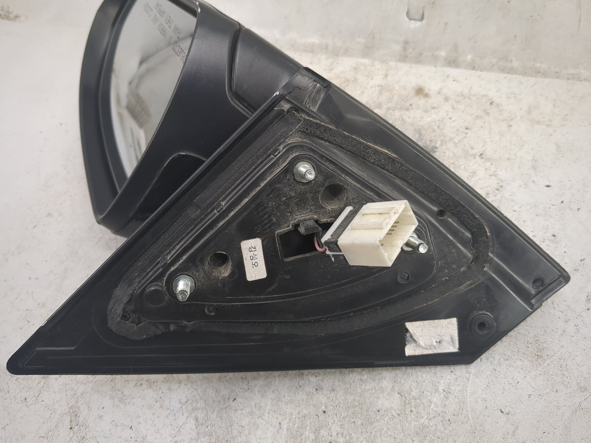 2017-2018 Hyundai Elantra Passenger Side View Mirror - Right Door Mirror OEM Used - Oemusedautoparts1.com