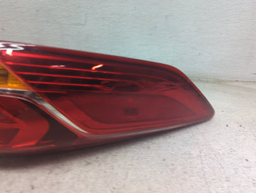 2017-2018 Hyundai Elantra Driver Left Side Deck Lid Mounted Tail Light 1499575