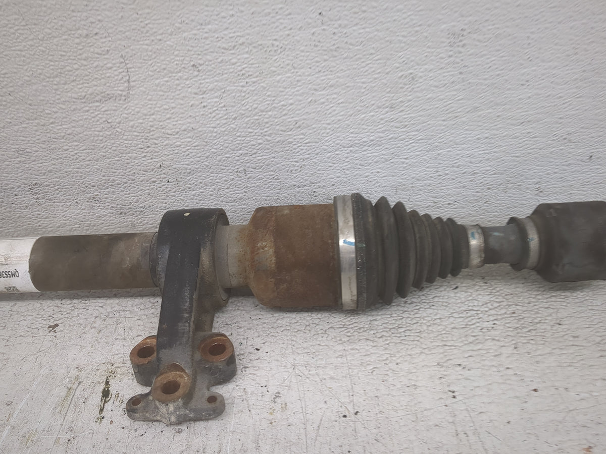 2017-2020 Hyundai Elantra Axle Shaft Front Passenger Cv C/v 1500576 - Oemusedautoparts1.com