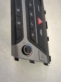 2017-2018 Hyundai Elantra Climate Control Module Temperature AC/Heater Replacement P/N:97250-F2062 97250-F2062-4X Fits OEM U