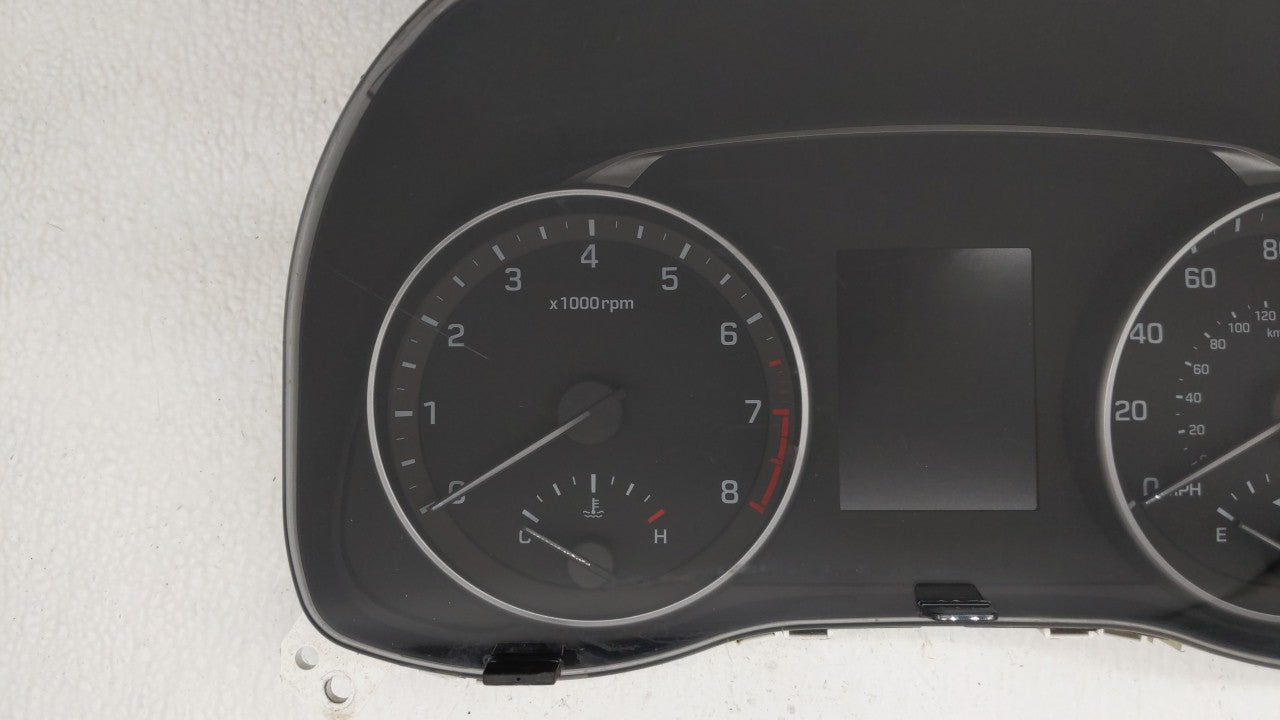 2017-2018 Hyundai Elantra Instrument Cluster Speedometer Gauges P/N:94001-F2060 Fits Fits 2017 2018 OEM Used Auto Parts - Oe