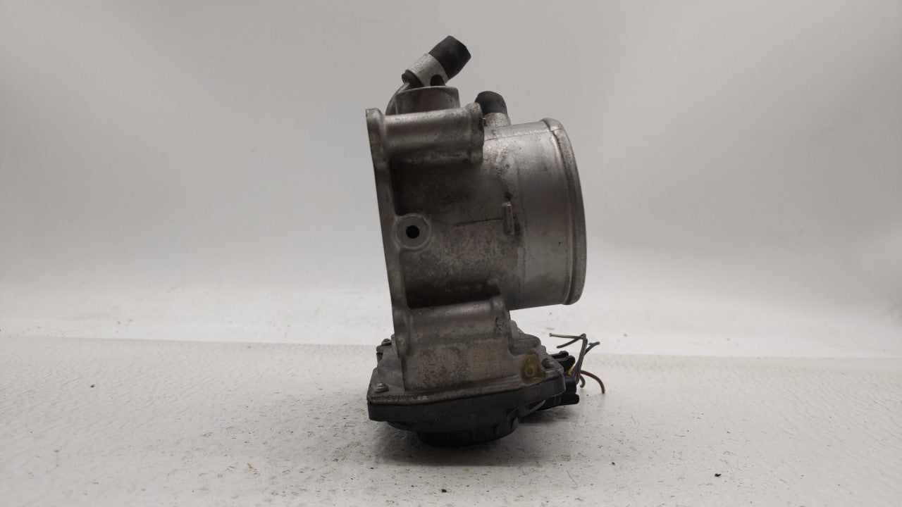 2011-2018 Hyundai Elantra Throttle Body P/N:35100-2E000 Fits Fits 2011 2012 2013 2014 2015 2016 2017 2018 2019 OEM Used Auto