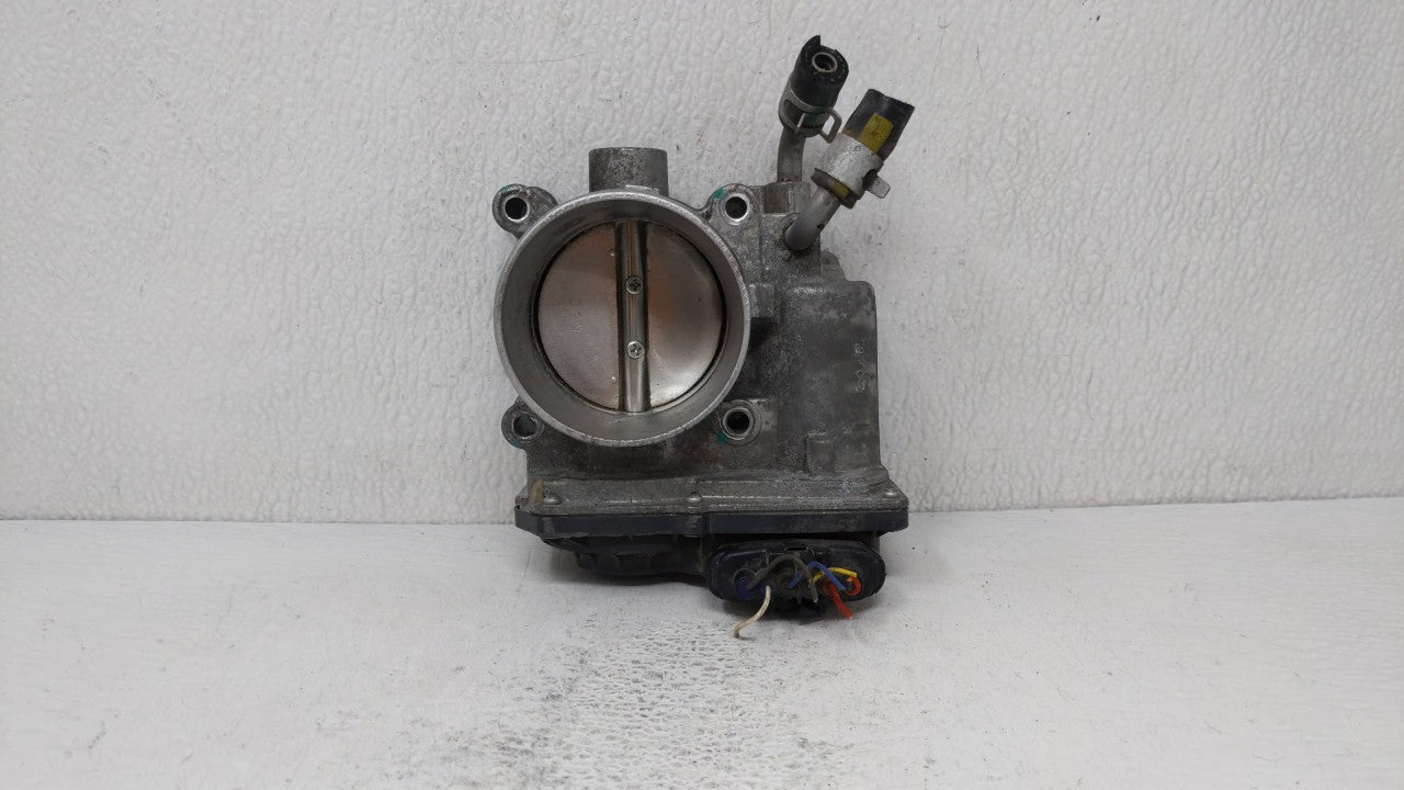 2011-2018 Hyundai Elantra Throttle Body P/N:35100-2E000 Fits Fits 2011 2012 2013 2014 2015 2016 2017 2018 2019 OEM Used Auto