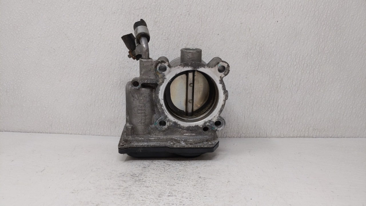 2011-2018 Hyundai Elantra Throttle Body P/N:35100-2E000 Fits Fits 2011 2012 2013 2014 2015 2016 2017 2018 2019 OEM Used Auto