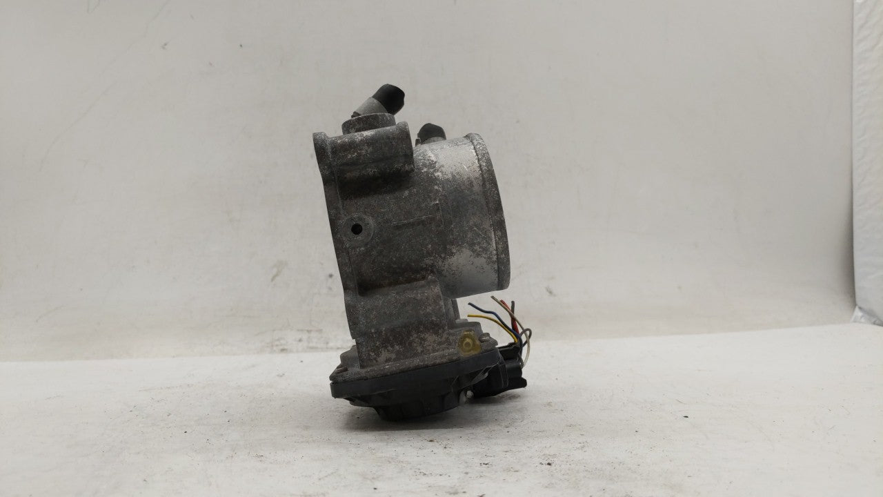 2011-2018 Hyundai Elantra Throttle Body P/N:35100-2E000 Fits Fits 2011 2012 2013 2014 2015 2016 2017 2018 2019 OEM Used Auto