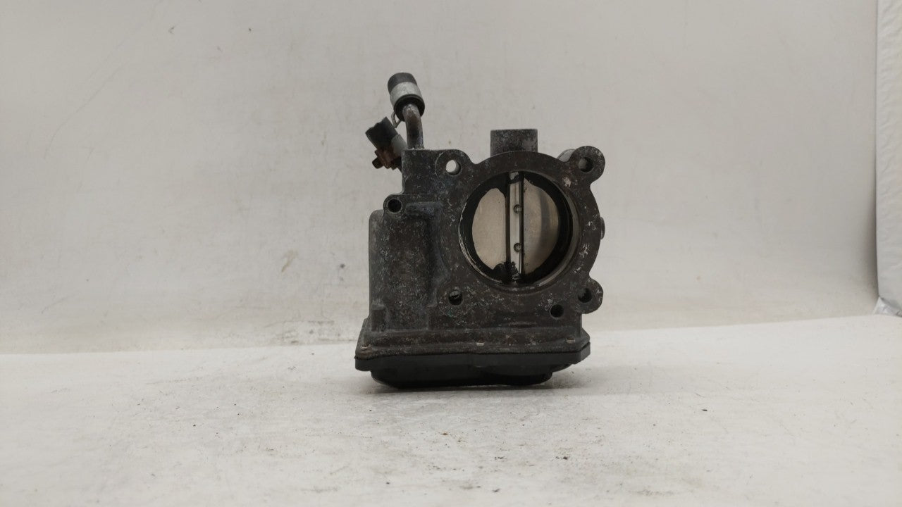 2011-2018 Hyundai Elantra Throttle Body P/N:35100-2E000 Fits Fits 2011 2012 2013 2014 2015 2016 2017 2018 2019 OEM Used Auto