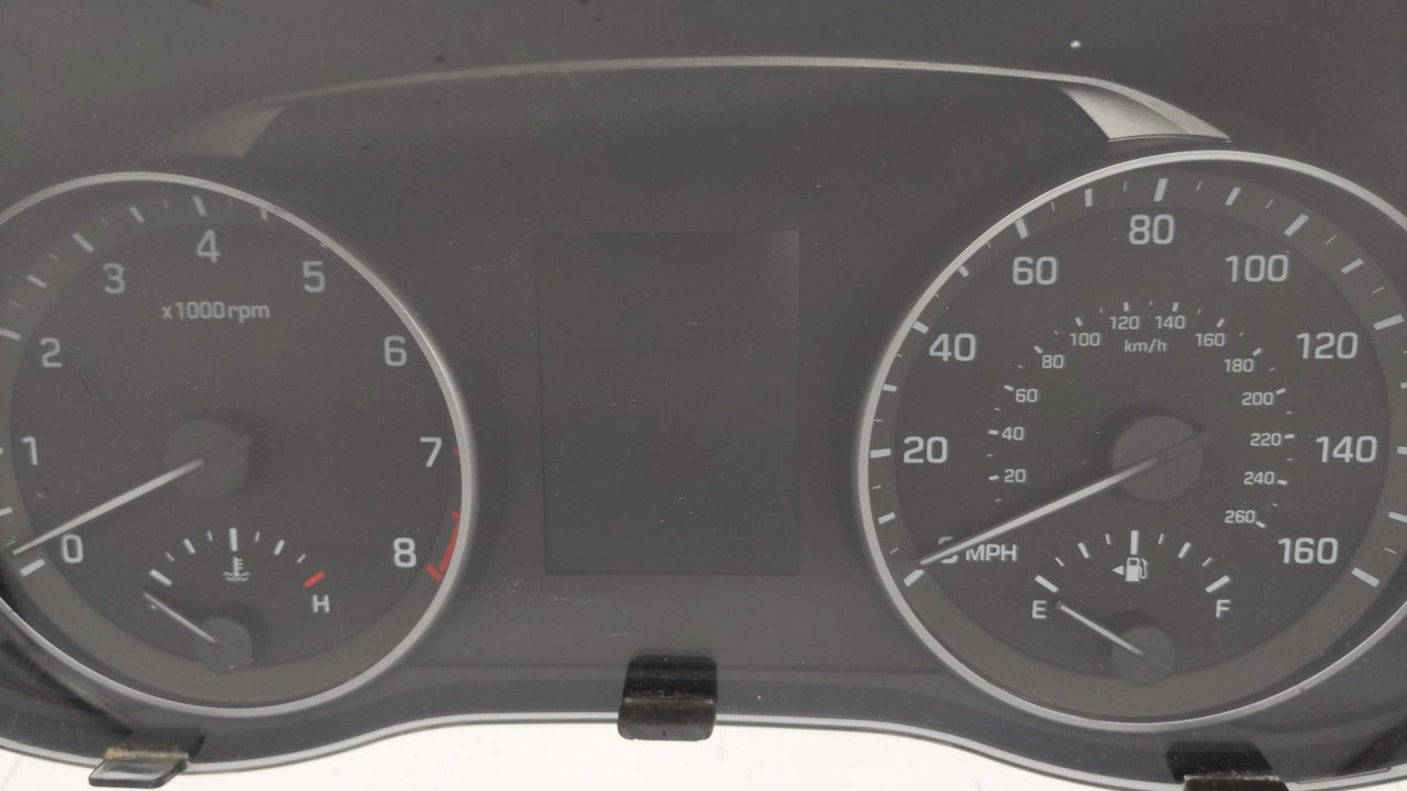 2017-2018 Hyundai Elantra Instrument Cluster Speedometer Gauges P/N:94001-F3011 94001-F3010 Fits Fits 2017 2018 OEM Used Aut