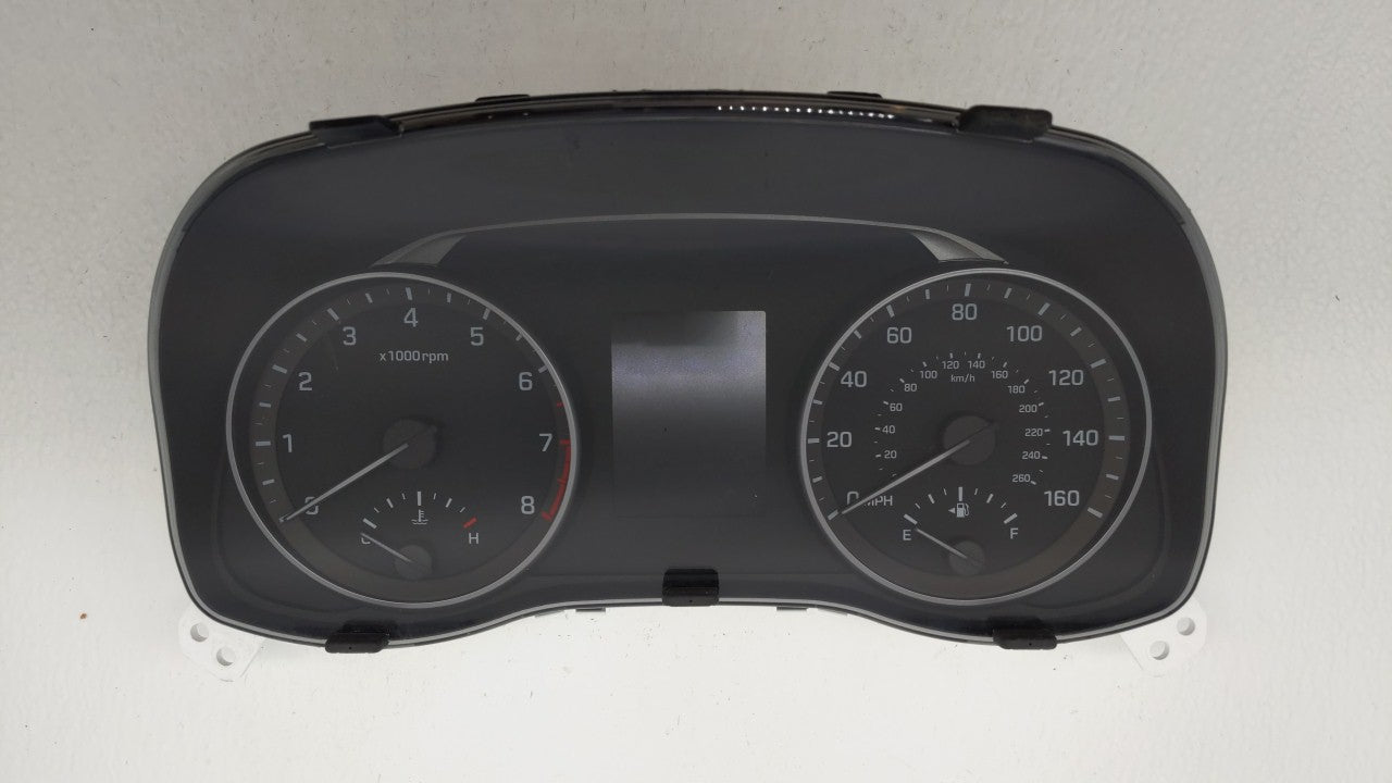 2017-2018 Hyundai Elantra Instrument Cluster Speedometer Gauges P/N:94001-F3011 94001-F3010 Fits Fits 2017 2018 OEM Used Aut