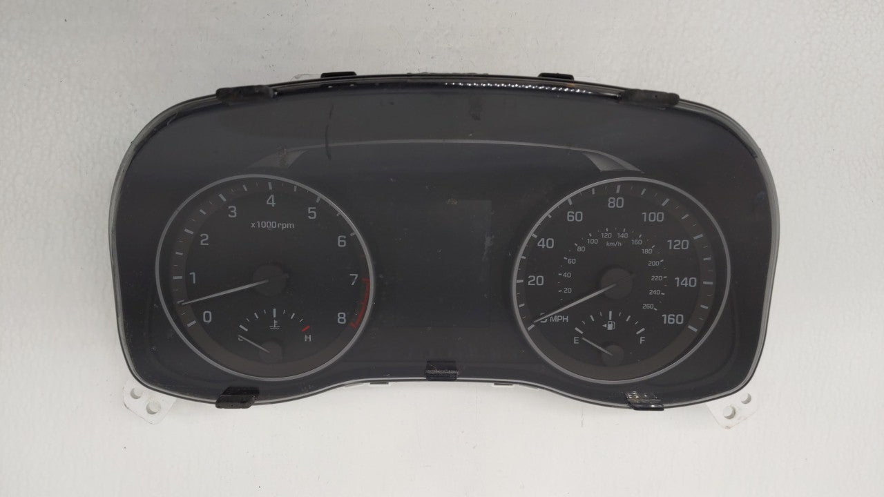 2017-2018 Hyundai Elantra Instrument Cluster Speedometer Gauges P/N:94001-F3011 94001-F3010 Fits Fits 2017 2018 OEM Used Aut