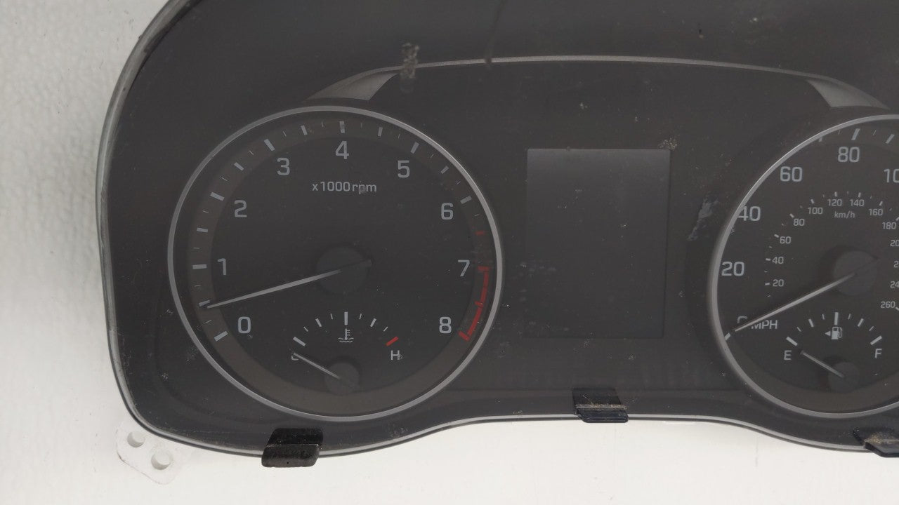 2017-2018 Hyundai Elantra Instrument Cluster Speedometer Gauges P/N:94001-F3011 94001-F3010 Fits Fits 2017 2018 OEM Used Aut