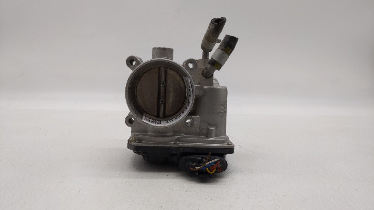 2011-2018 Hyundai Elantra Throttle Body P/N:35100-2E000 Fits Fits 2011 2012 2013 2014 2015 2016 2017 2018 2019 OEM Used Auto