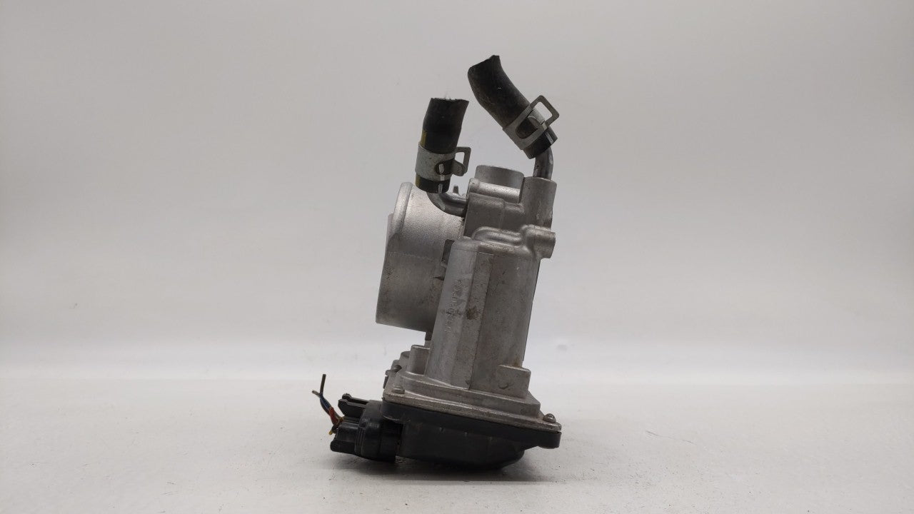 2011-2018 Hyundai Elantra Throttle Body P/N:35100-2E000 Fits Fits 2011 2012 2013 2014 2015 2016 2017 2018 2019 OEM Used Auto