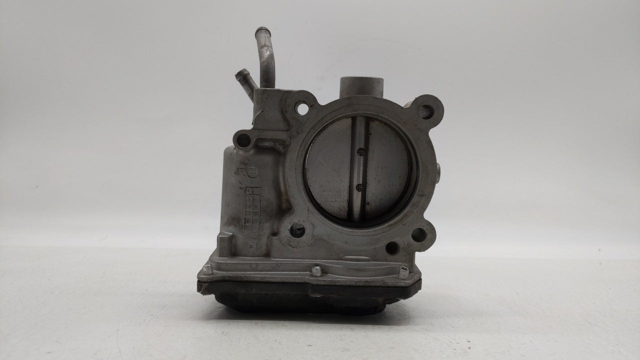 2011-2018 Hyundai Elantra Throttle Body P/N:35100-2E000 Fits Fits 2011 2012 2013 2014 2015 2016 2017 2018 2019 OEM Used Auto
