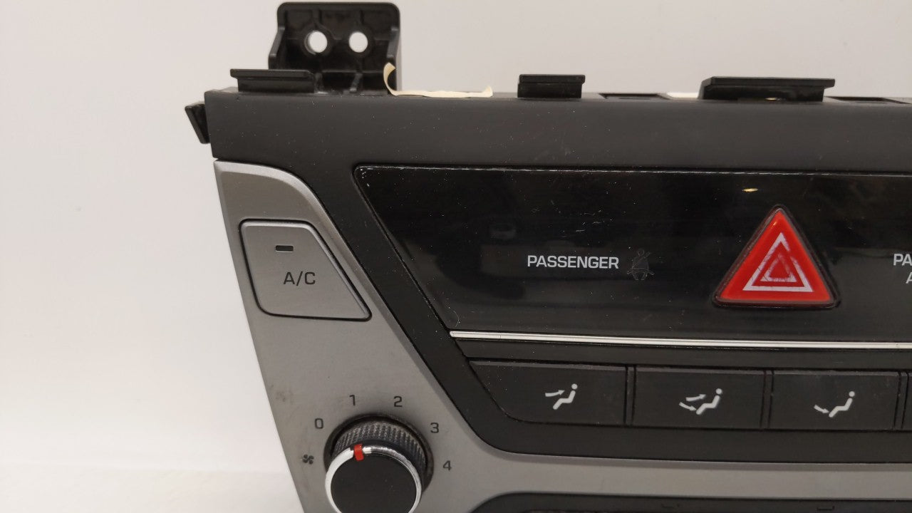2017-2018 Hyundai Elantra Climate Control Module Temperature AC/Heater Replacement P/N:97250-F20614X 97250-F2AH0 Fits OEM Us
