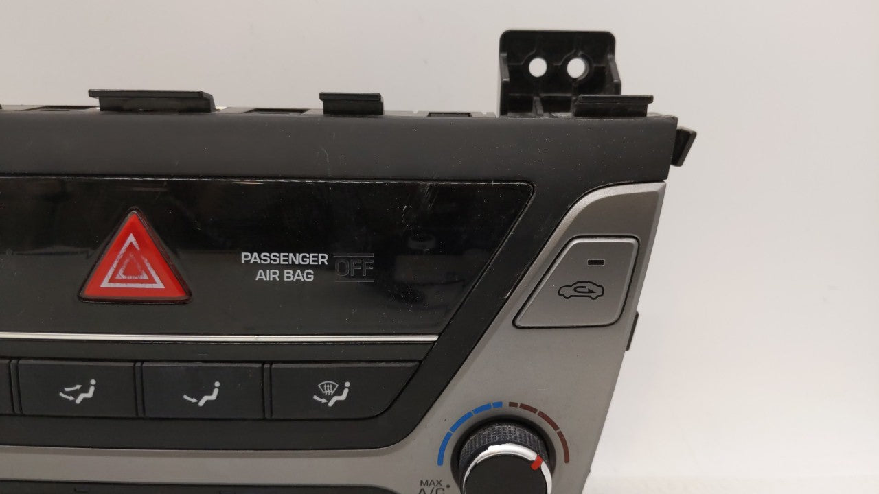 2017-2018 Hyundai Elantra Climate Control Module Temperature AC/Heater Replacement P/N:97250-F20614X 97250-F2AH0 Fits OEM Us