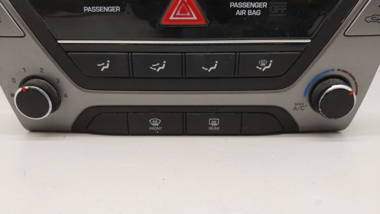 2017-2018 Hyundai Elantra Climate Control Module Temperature AC/Heater Replacement P/N:97250-F20614X 97250-F2AH0 Fits OEM Us