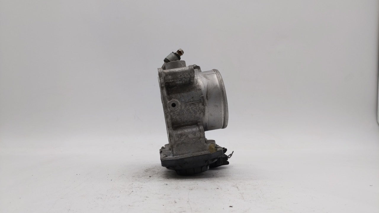 2011-2018 Hyundai Elantra Throttle Body P/N:35100-2E000 Fits Fits 2011 2012 2013 2014 2015 2016 2017 2018 2019 OEM Used Auto